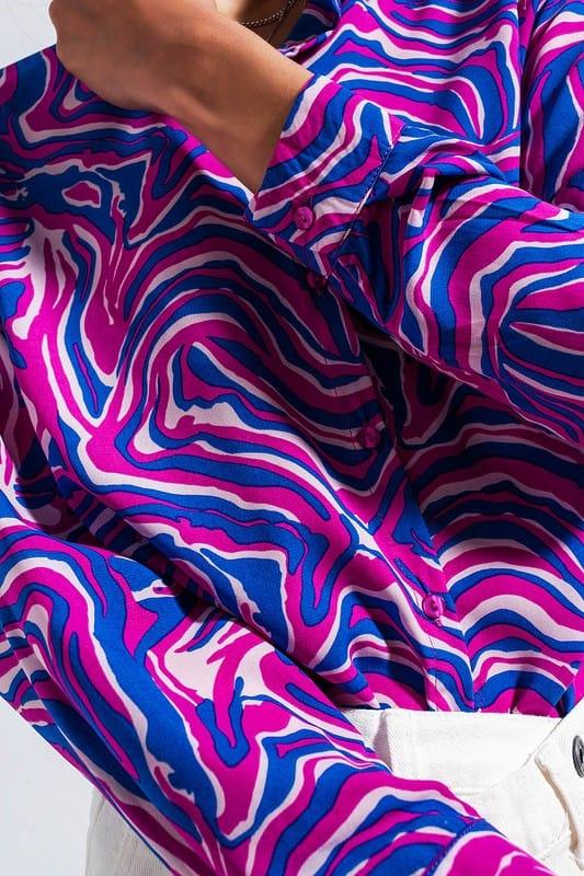 Q2 FLUID SHIRT IN BRIGHT ABSTRACT PURPLE