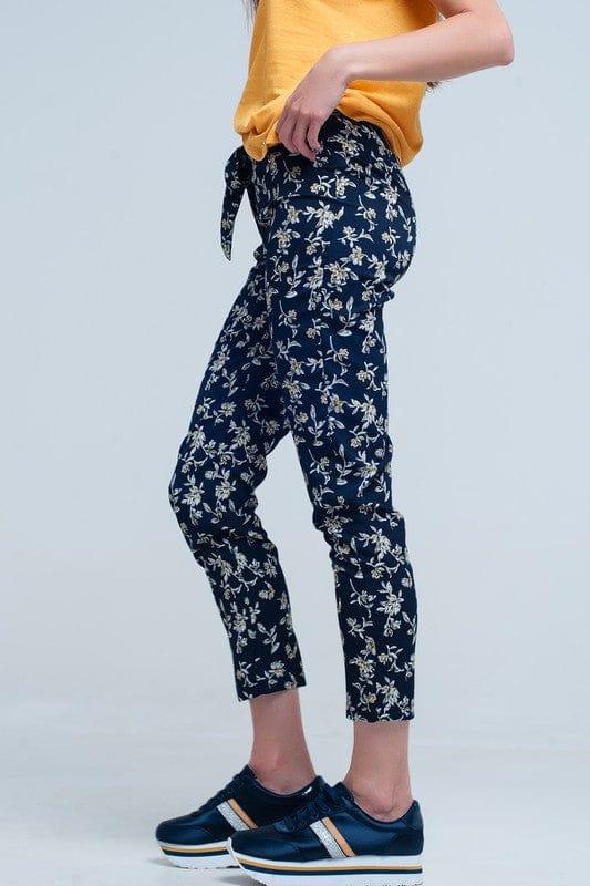 Q2 NAVY FLORAL PANTS WITH A BELT