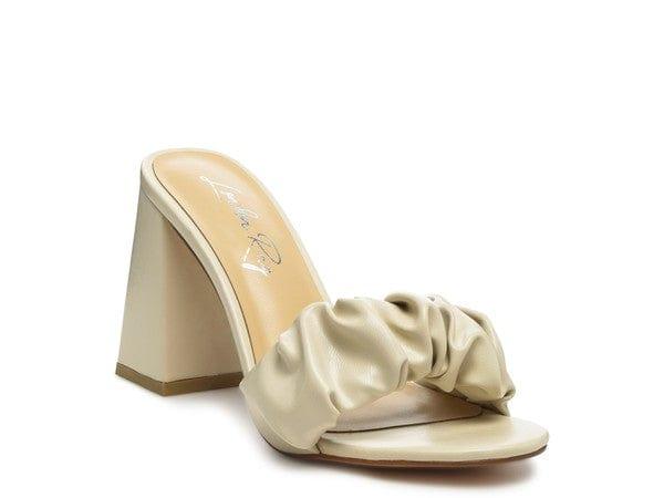 Rag Company BEIGE / 5 Noie Mid Block Heel Pleated Strap Sandals