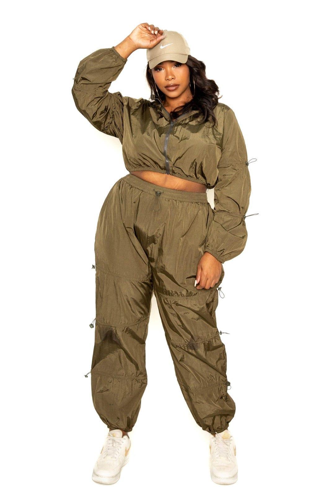 SAVLUXE 2 PIECES SET Women's Plus Size Active Zip Up Set