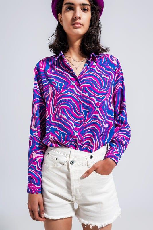 Q2 FLUID SHIRT IN BRIGHT ABSTRACT PURPLE