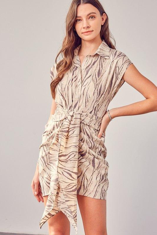 Do + Be Collection TAUPE / S PRINT FRONT TIE DRESS