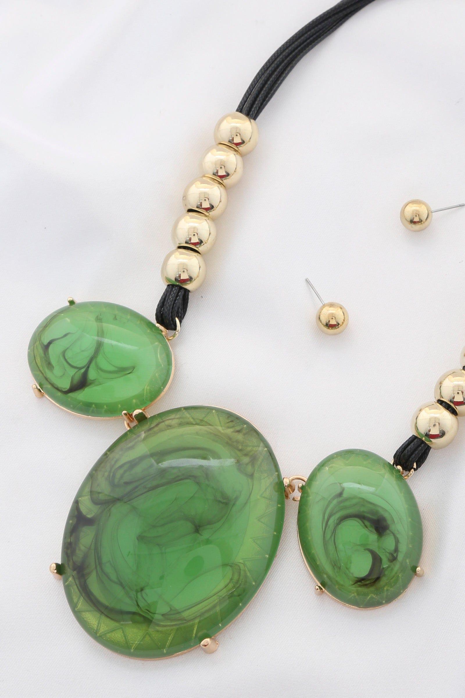 SAVLUXE Triple Oval Statement Necklace
